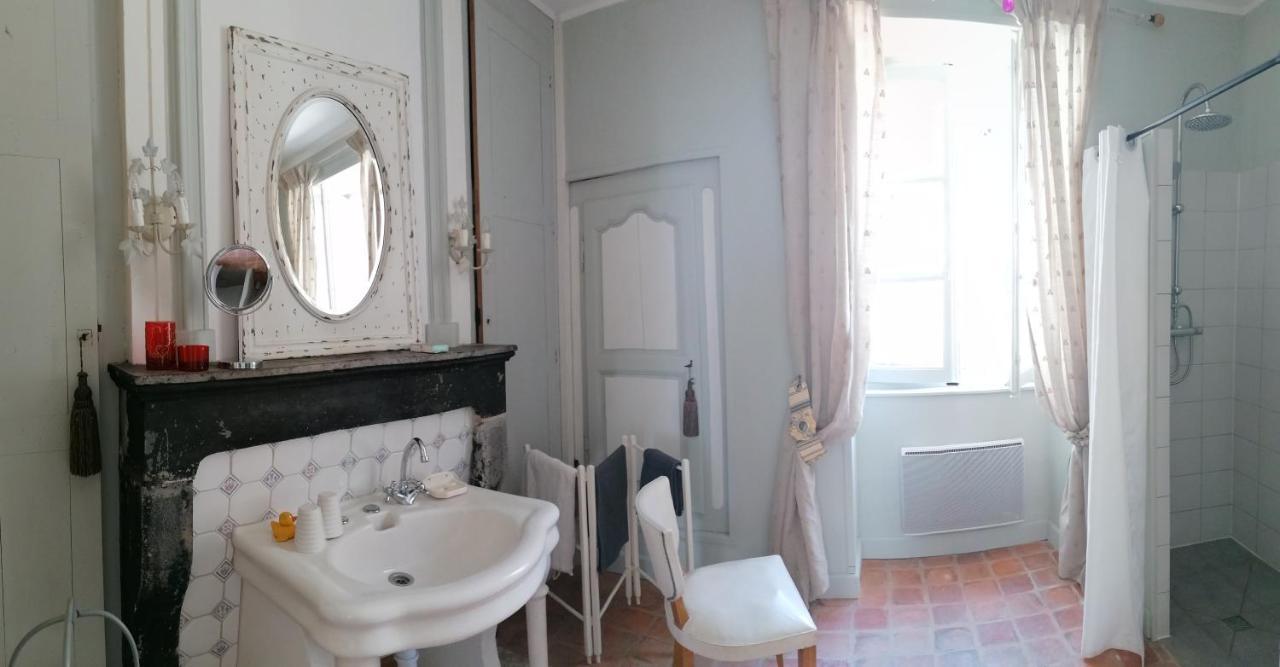 Le Tabellion Bed & Breakfast Нойер-сюр-Соран Екстериор снимка